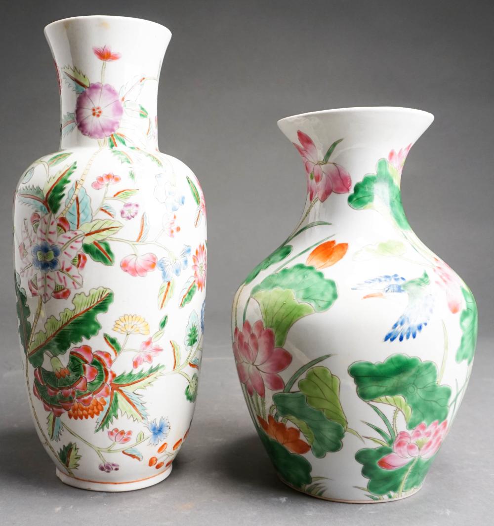 TWO CHINESE FLORAL DECORATED PORCELAIN 32ca76