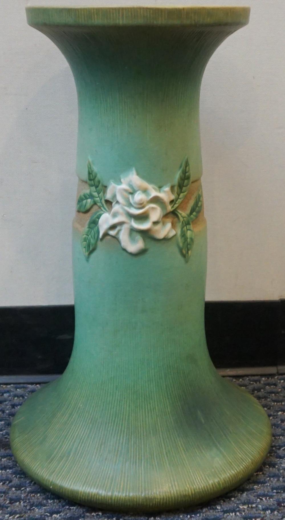 ROSEVILLE POTTERY FLORAL DECORATED 32aa2c