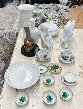 GROUP OF KAISER PORCELAIN TABLE AND