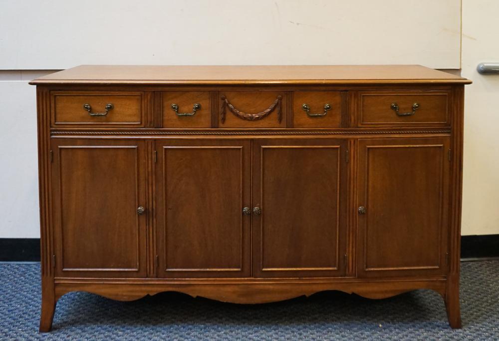 FEDERAL STYLE MAHOGANY SIDEBOARD  32d895
