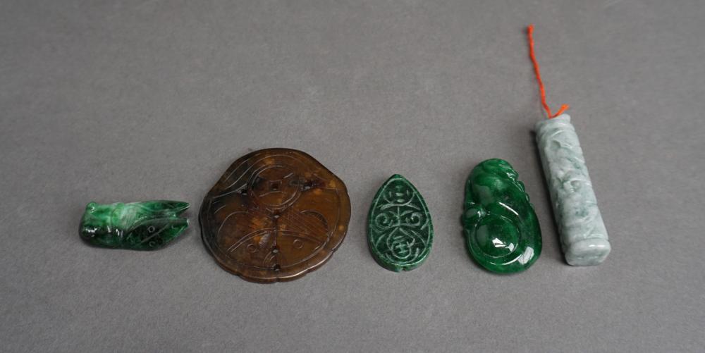 COLLECTION OF CHINESE CARVED JADE 3310b2