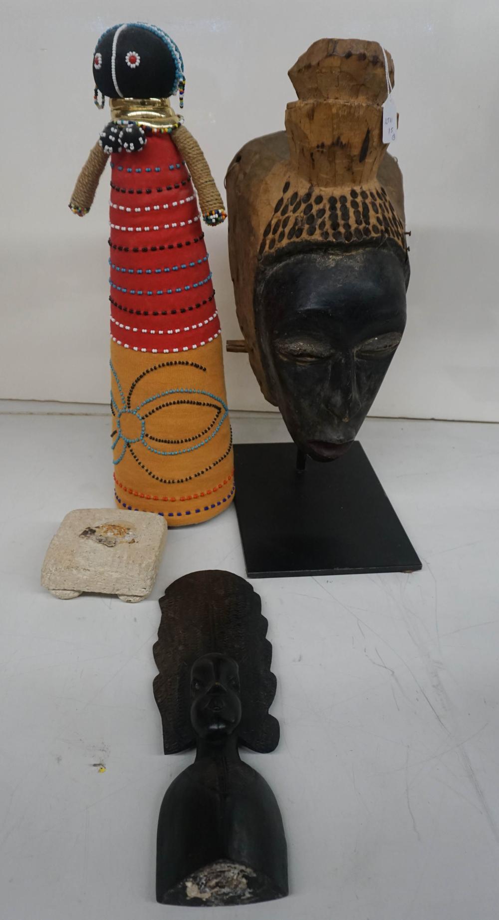 AFRICAN PAINTED AND CARVED WOOD 3311d2