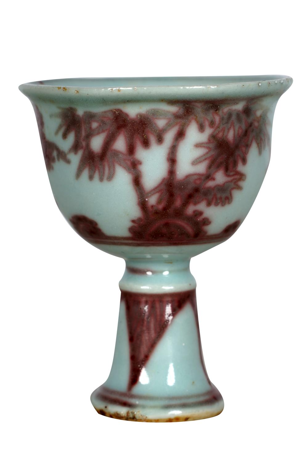 CHINSE RED WHITE PORCELAIN FOOTED 3330d3