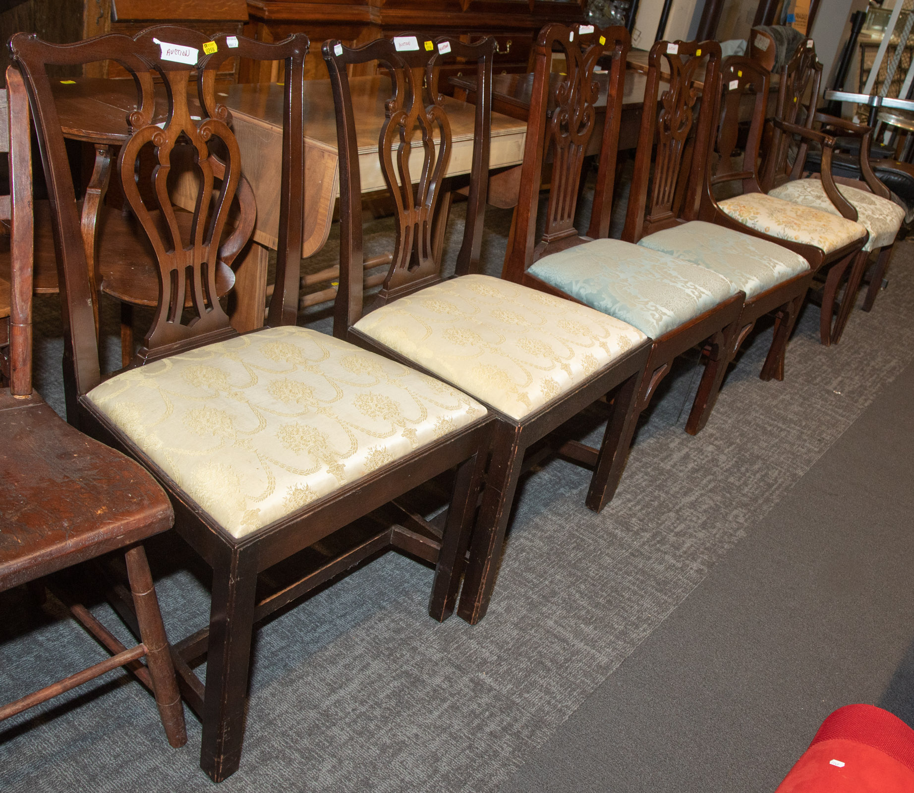 SET OF FOUR CHIPPENDALE STYLE DINING 333fb1