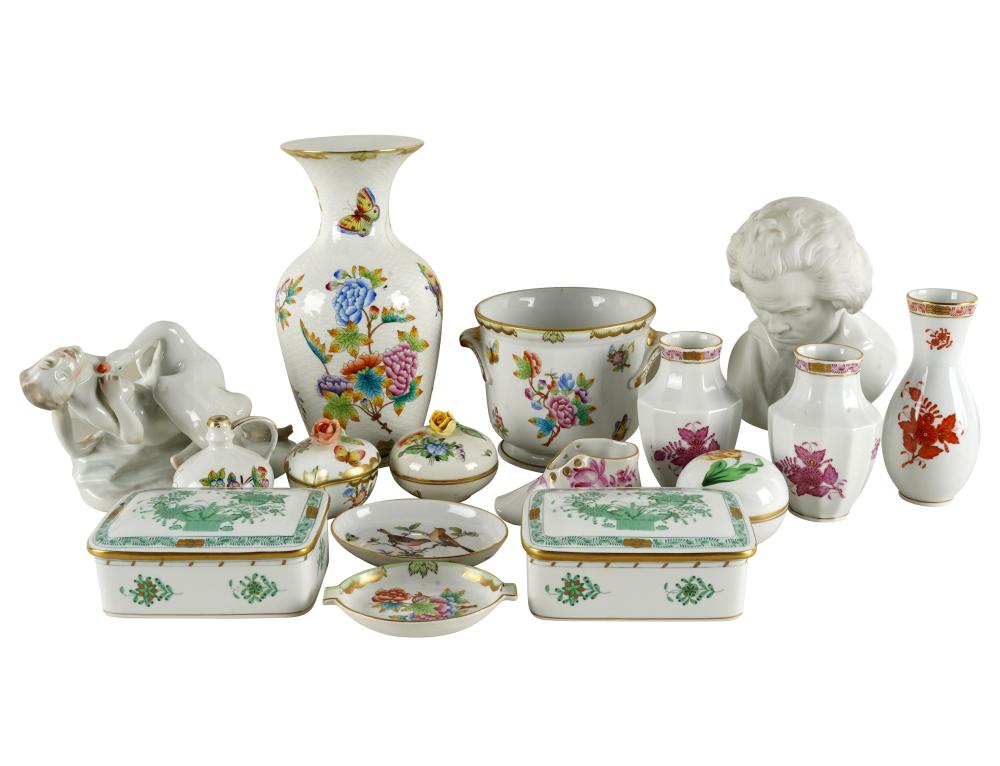 COLLECTION OF HEREND PORCELAINprinted 334795