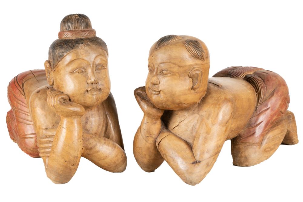 PAIR OF ASIAN CARVED PAINTED 334909