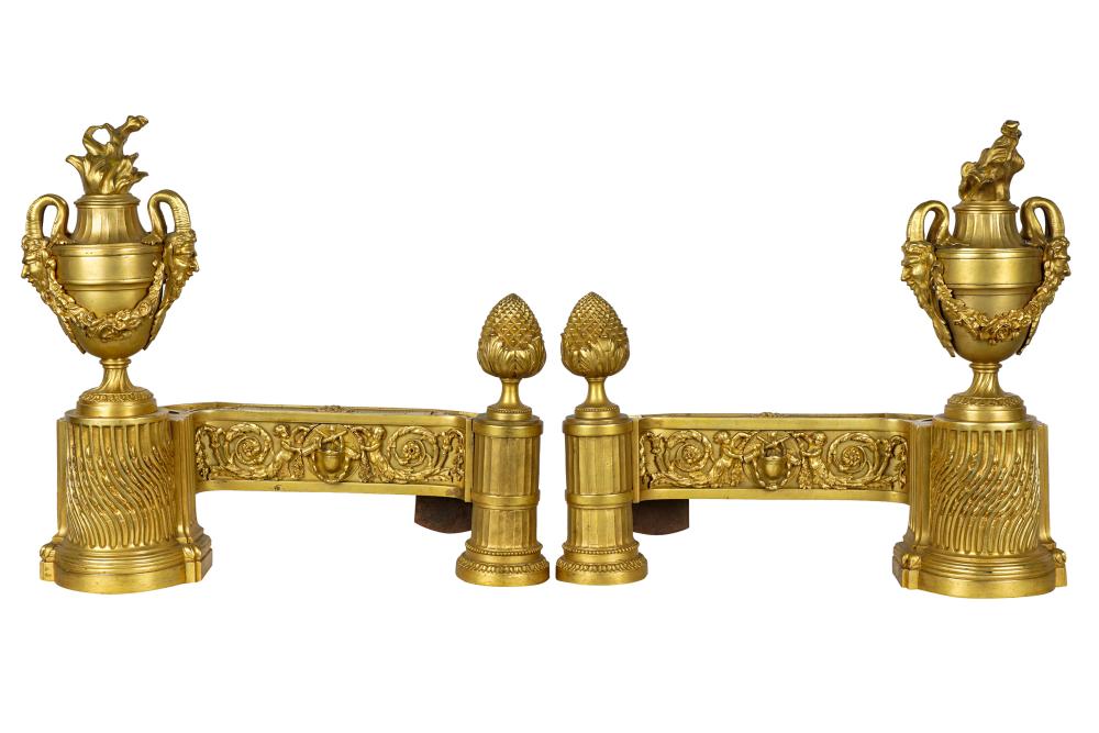 PAIR OF NEOCLASSIC GILT METAL CHENETS20th