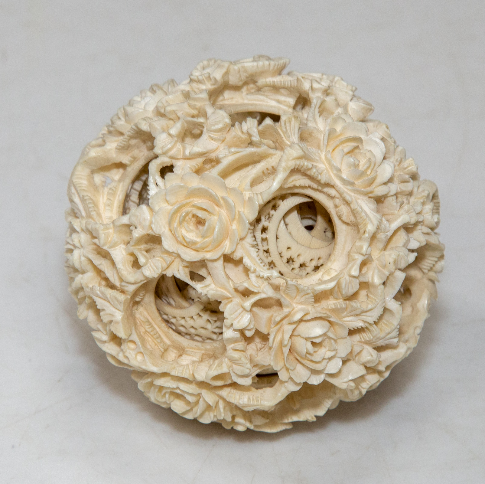 CHINESE CARVED PUZZLE BALL Elaborately 335375