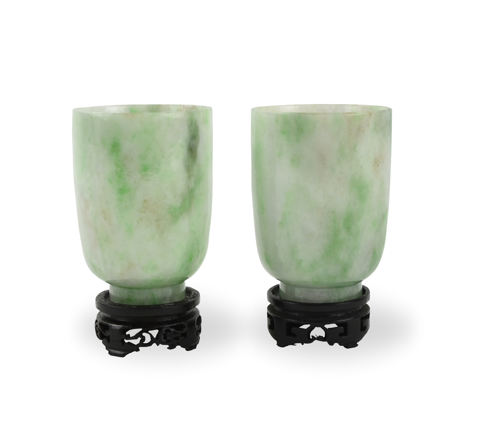 PAIR OF CHINESE JADEITE CUPS QING 339254