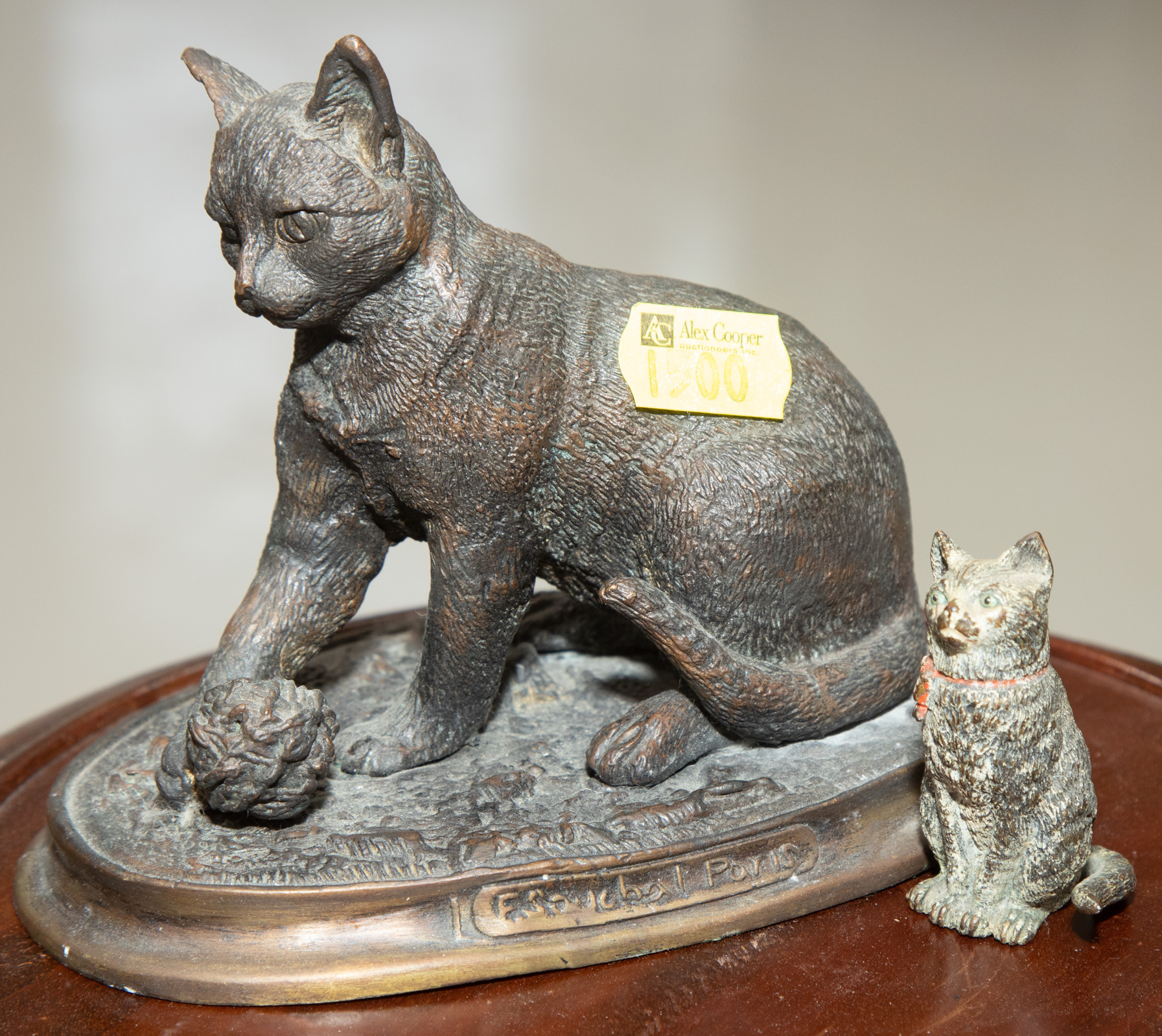 TWO SMALL BRONZE CAT FIGURES Including 337a4c
