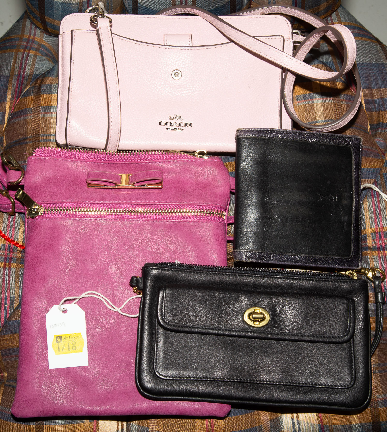 TWO COACH BAGS OTHERS A pink 337b0d