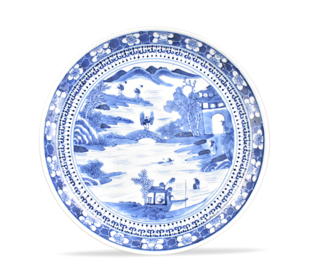 CHINESE BLUE WHITE DISH W LANDSCAPE 19TH 33a3a1