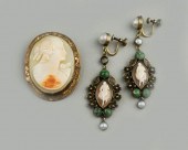 VINTAGE CAMEO PENDANT AND EARRING SETVINTAGE