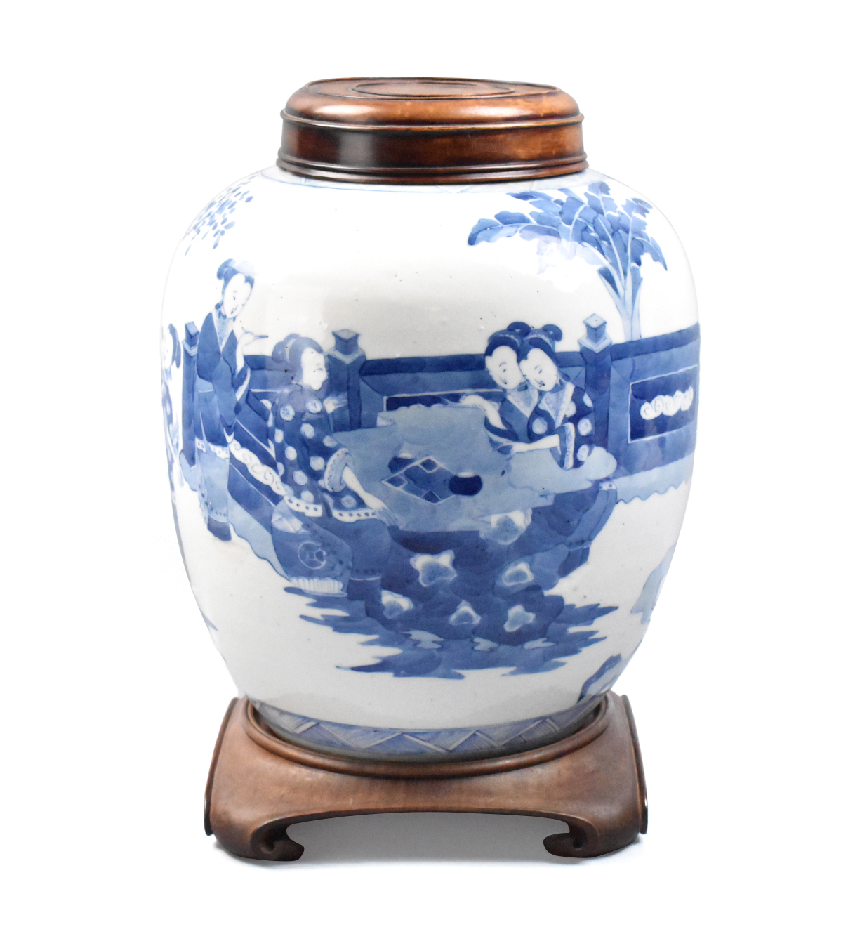 CHINESE BLUE WHITE COVERED JAR 33a952