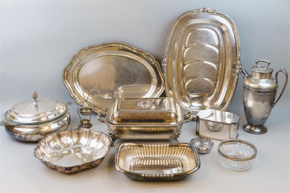 COLLECTION OF SILVERPLATED TABLEWARESCOLLECTION 33ab4e