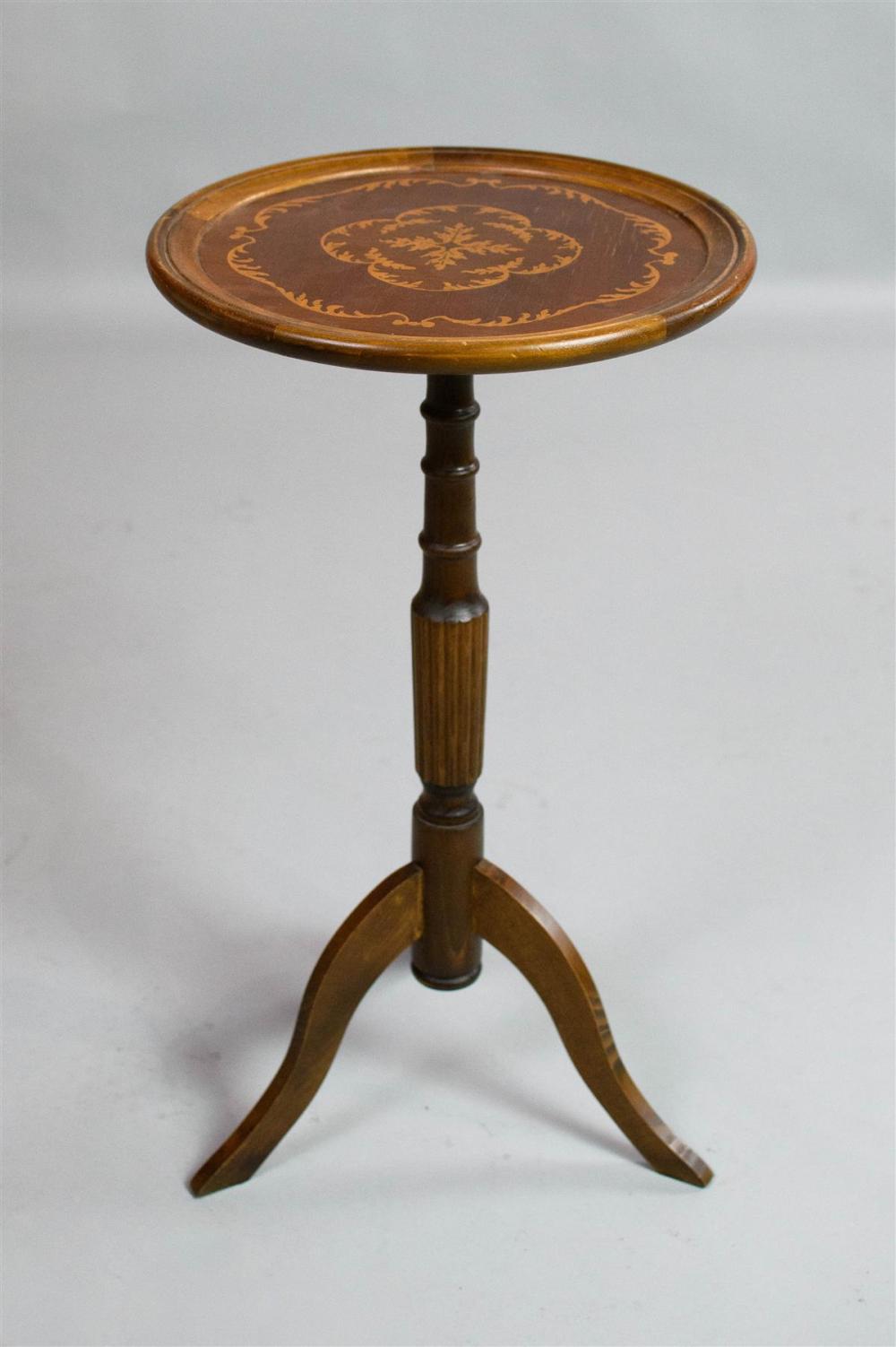 ITALIAN MARQUETRY CANDLESTAND  33abfc