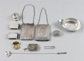 GROUP OF SMALL PERSONAL ACCESSORIES: