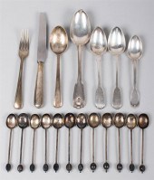 SET OF 12 ENGLISH CASED COFFEE SPOONS,