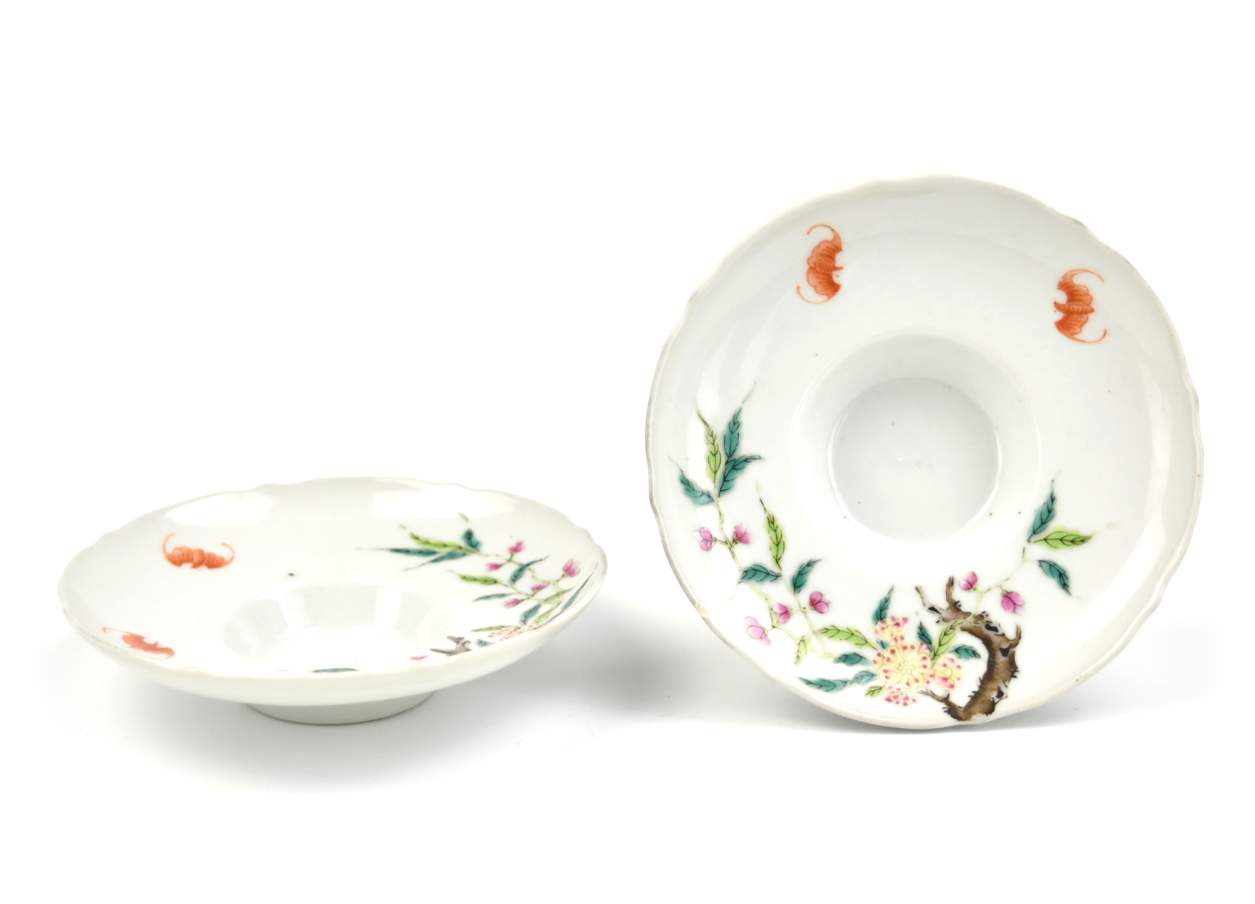 PAIR OF CHINESE FAMILLE ROSE CUP 339749