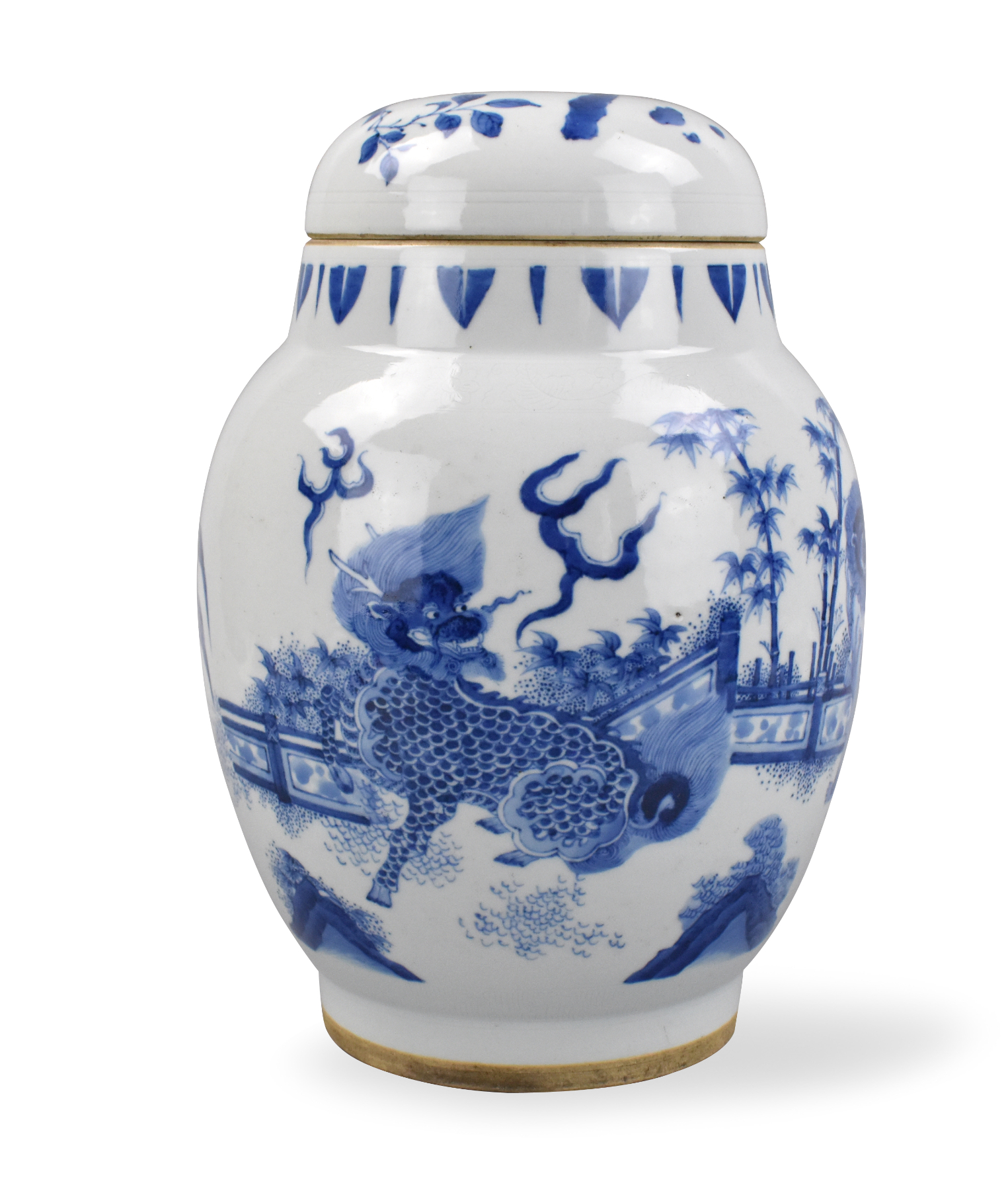 CHINESE BLUE & WHITE COVERED JAR