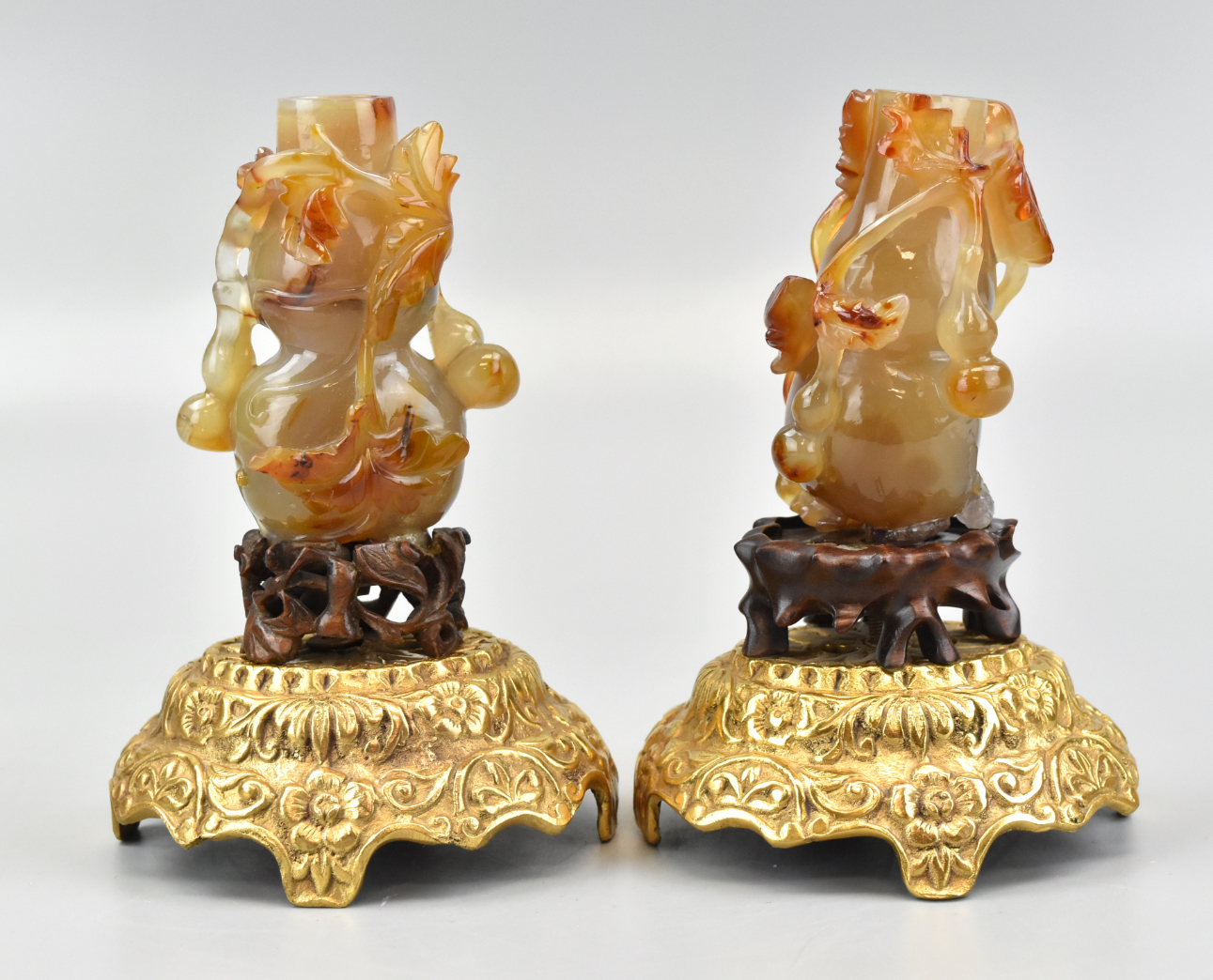 PAIR OF CHINESE AGATE CARVED VASE 339c1c