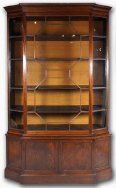 CHIPPENDALE STYLE MAHOGANY DISPLAY CABINET