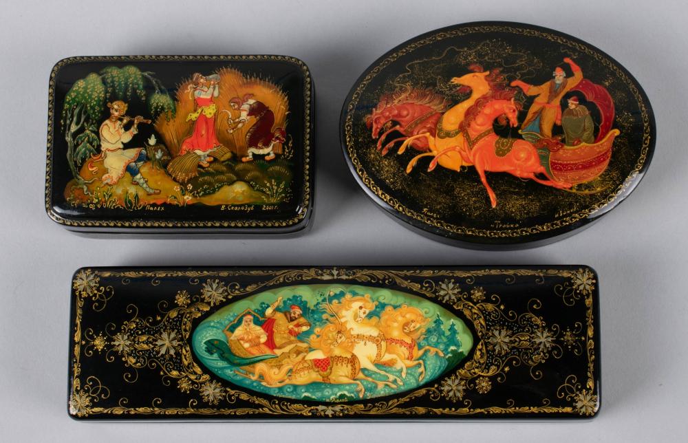GROUP OF RUSSIAN LACQUER BOXES 33d206