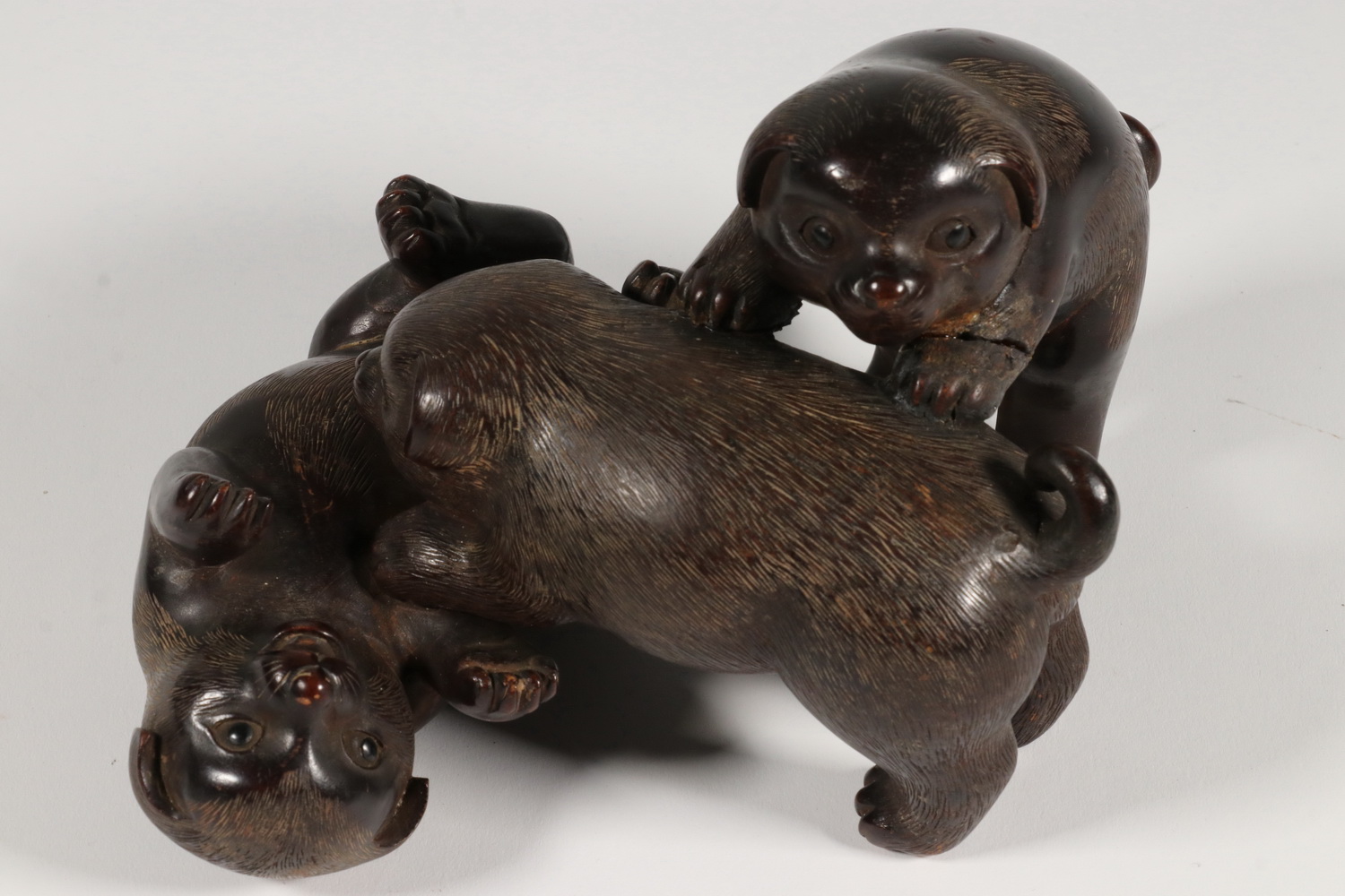 JAPANESE CARVED PUPPIES OKIMONO 33d6f4