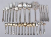 GROUP OF AMERICAN SILVER AND PLATED 33bbe0