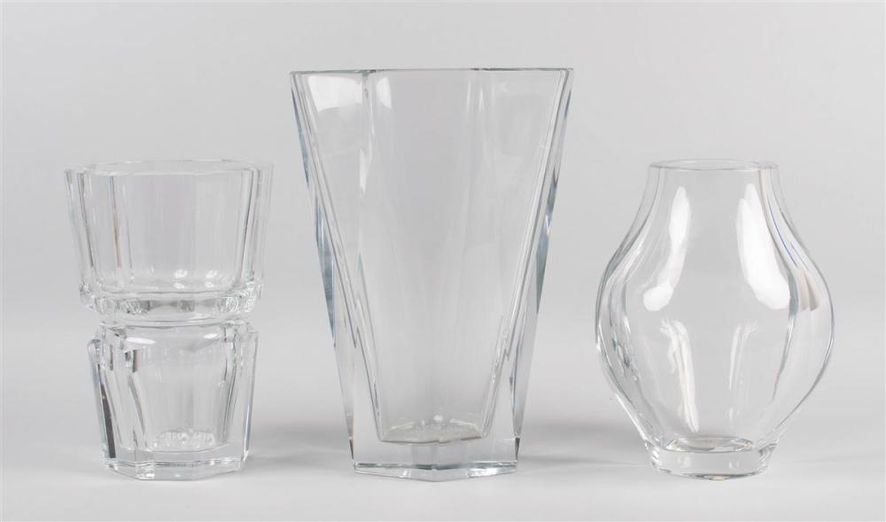 TWO BACCARAT VASES AND A ST LOUIS 33c4a7