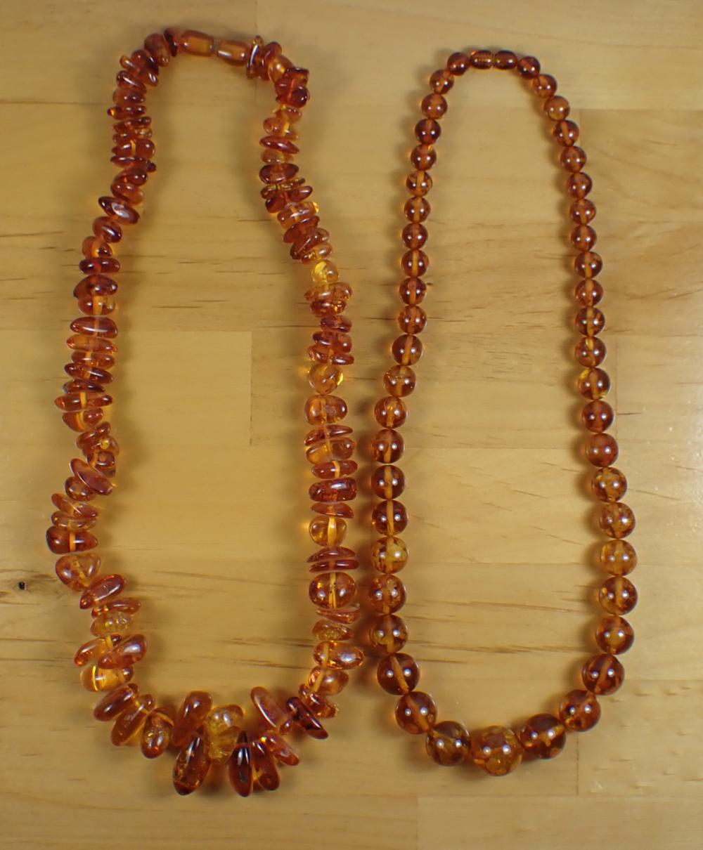 TWO NATURAL BALTIC AMBER BEAD NECKLACES  33fb7e
