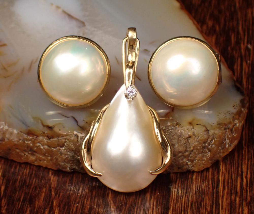 MABE PEARL AND GOLD PENDANT AND 341bda