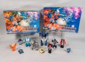 22 TRANSFORMERS AND ACCESSORIES5 Autobots