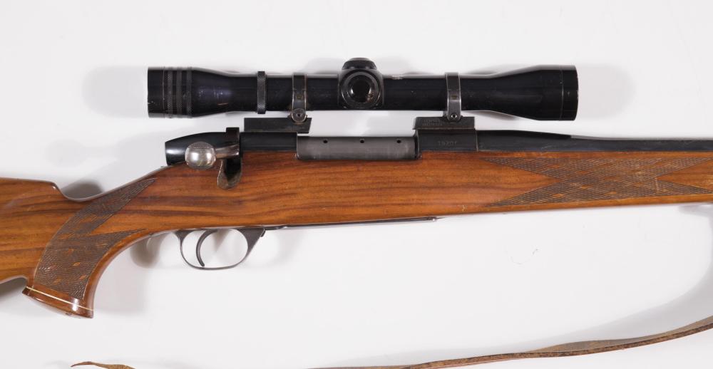 WEATHERBY MARK V DELUXE BOLT ACTION 341eb1