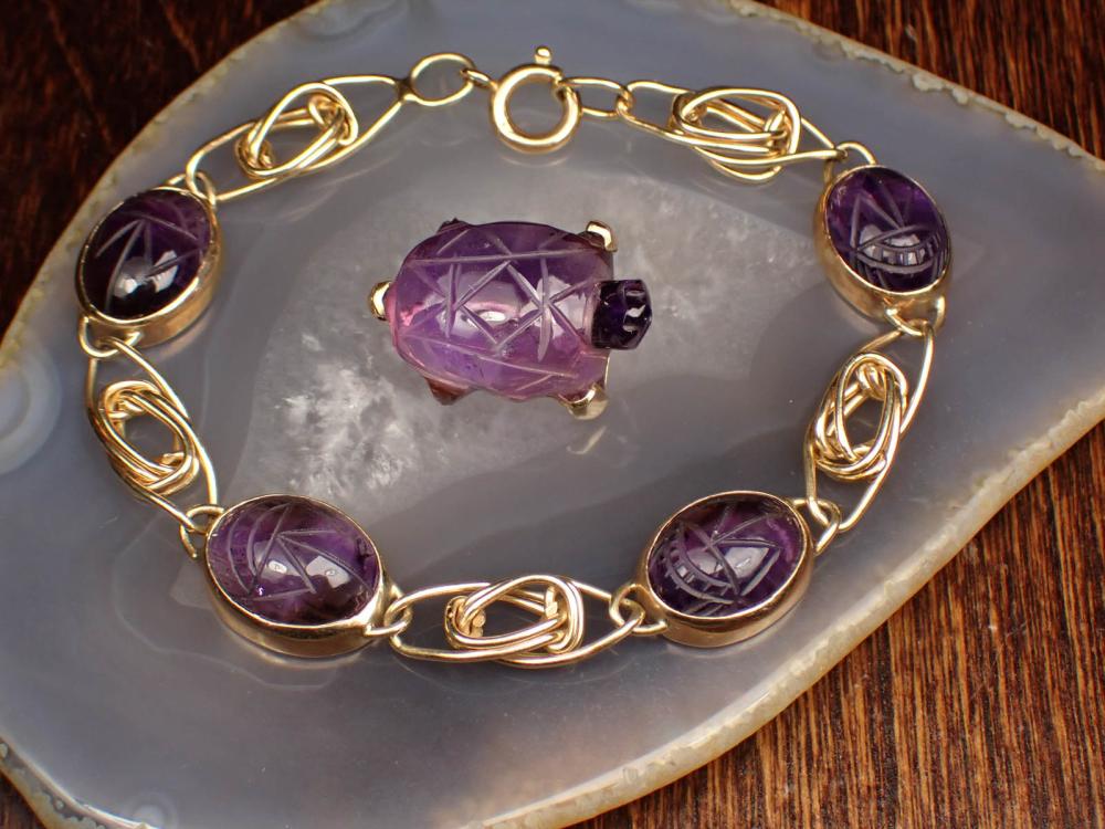 TWO ARTICLES OF AMETHYST AND GOLD 3421ac
