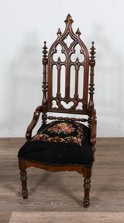 VICTORIAN GOTHIC REVIVAL CHAIRVictorian 34244e
