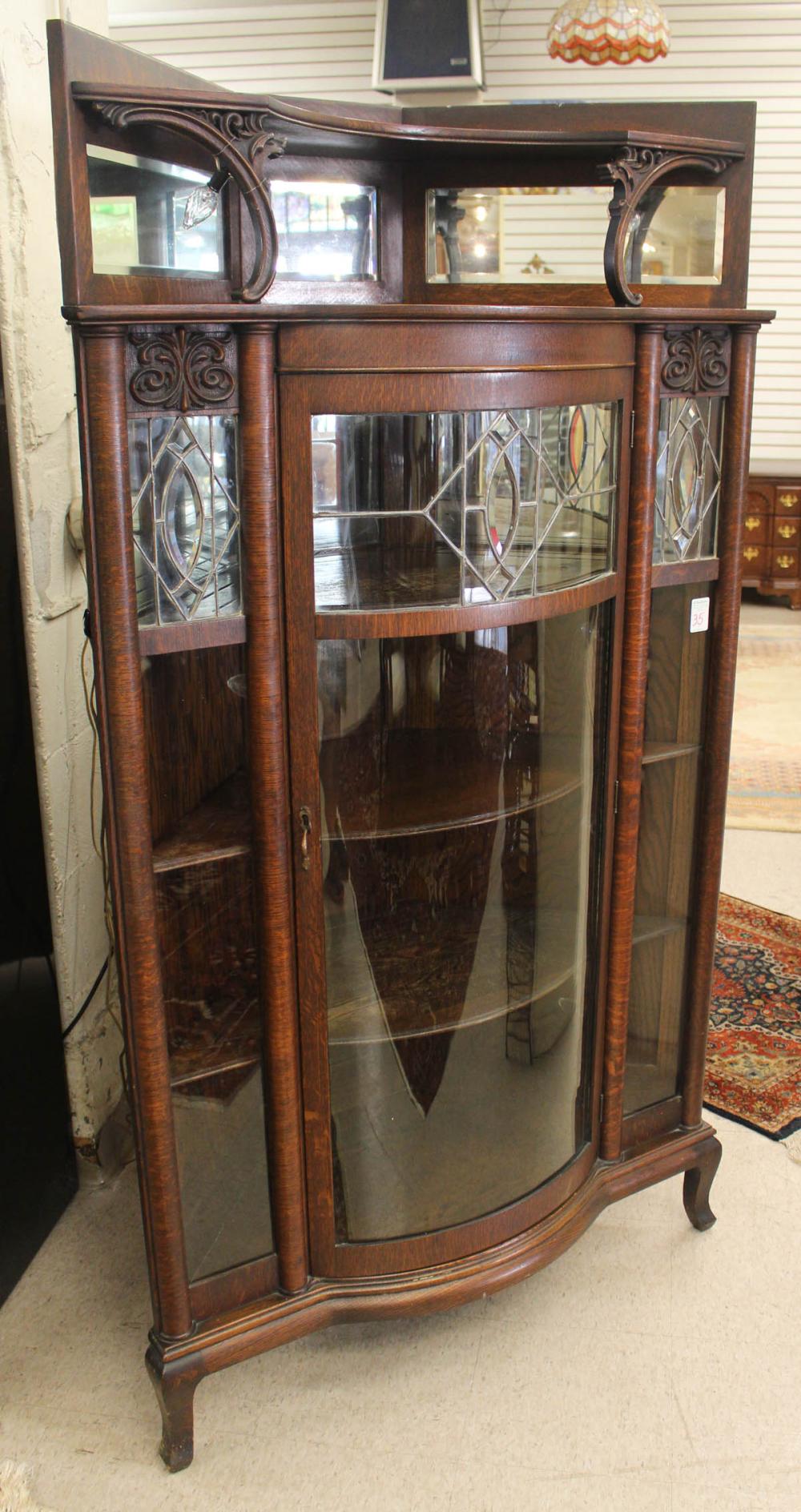 OAK CURVED AND LEADED GLASS CORNER 3424d5