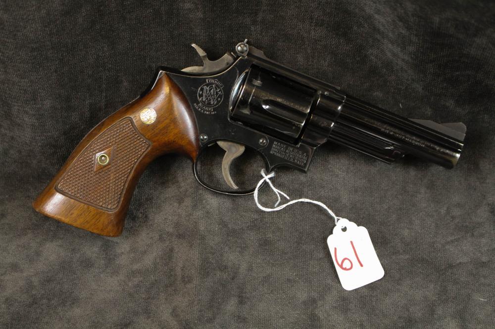SMITH AND WESSON MODEL 19 DOUBLE