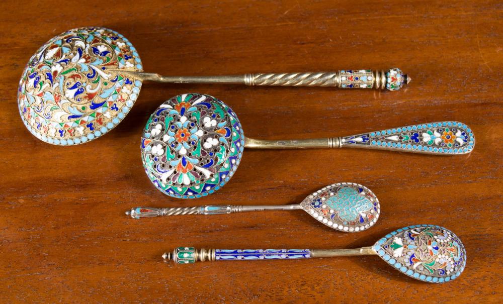FOUR RUSSIAN ENAMELED SILVER SPOONSFOUR 3426b8