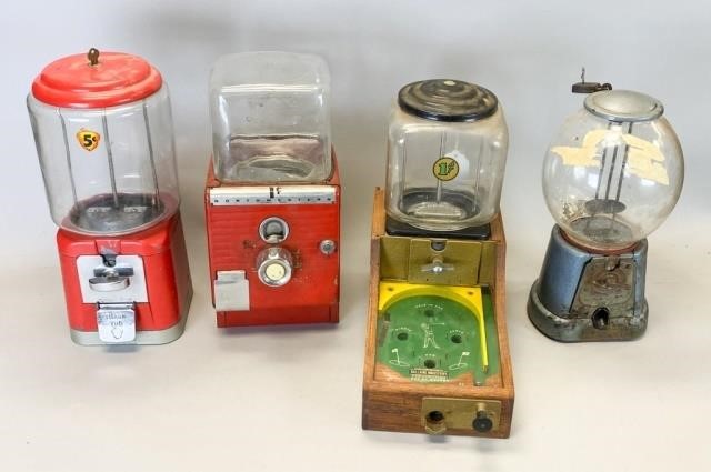 GROUP OF 4 VINTAGE COIN OPERATED 340c3b