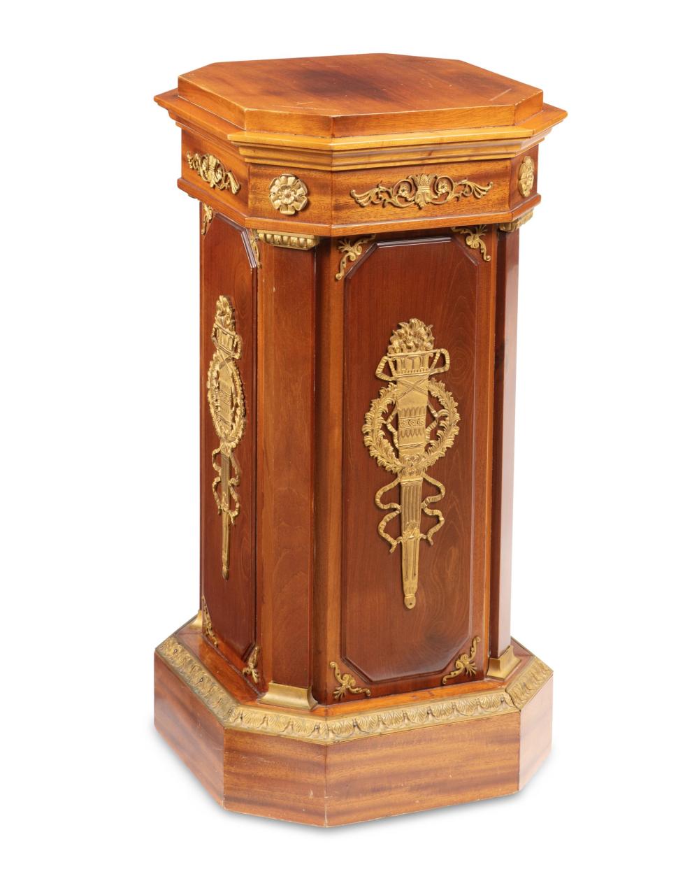 A FRENCH NEOCLASSICAL STYLE PEDESTAL 3440e8