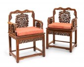 A PAIR OF CHINESE CARVED HARDWOOD 3444fd
