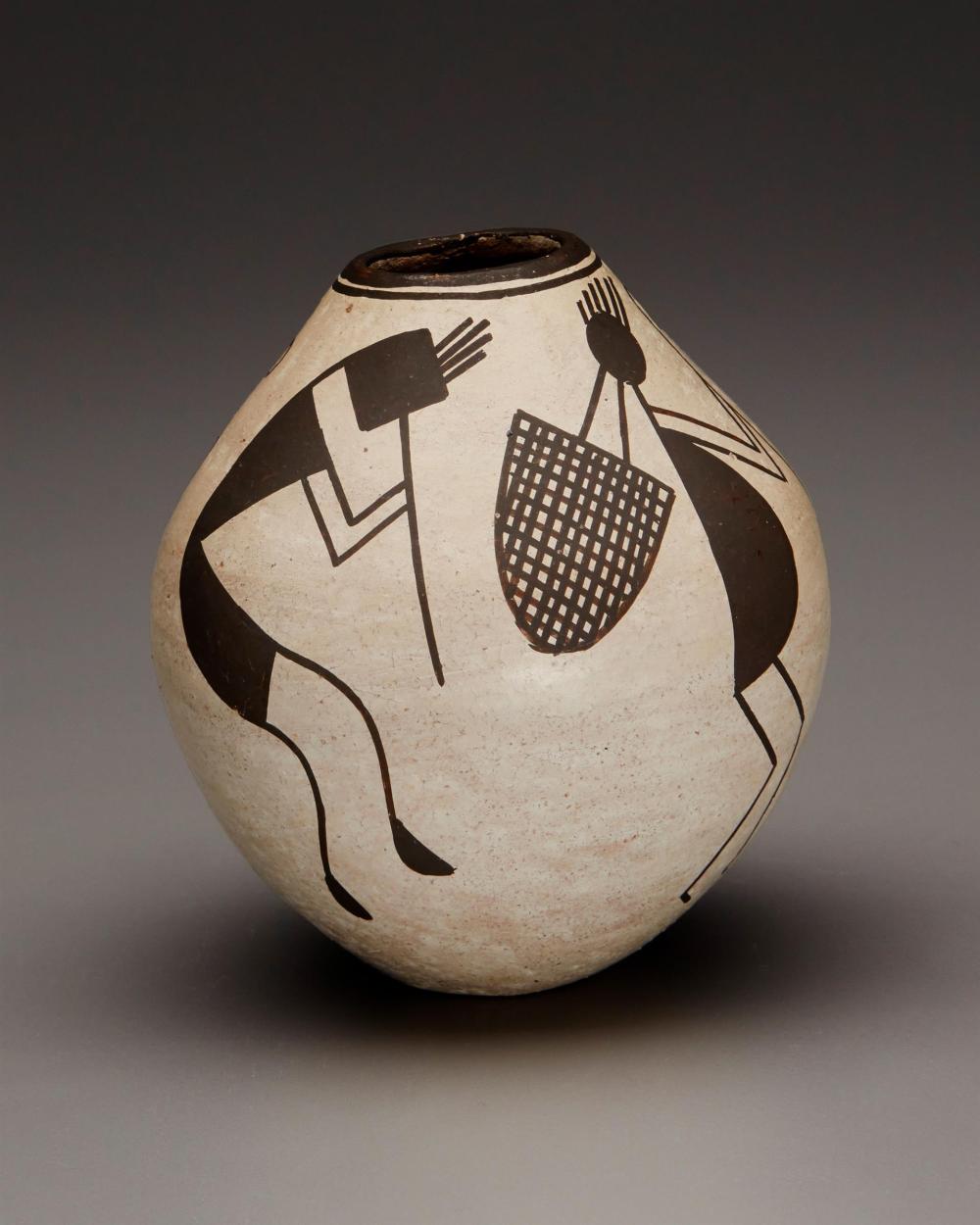 A LUCY LEWIS ACOMA POTTERY VASEA 3446b1