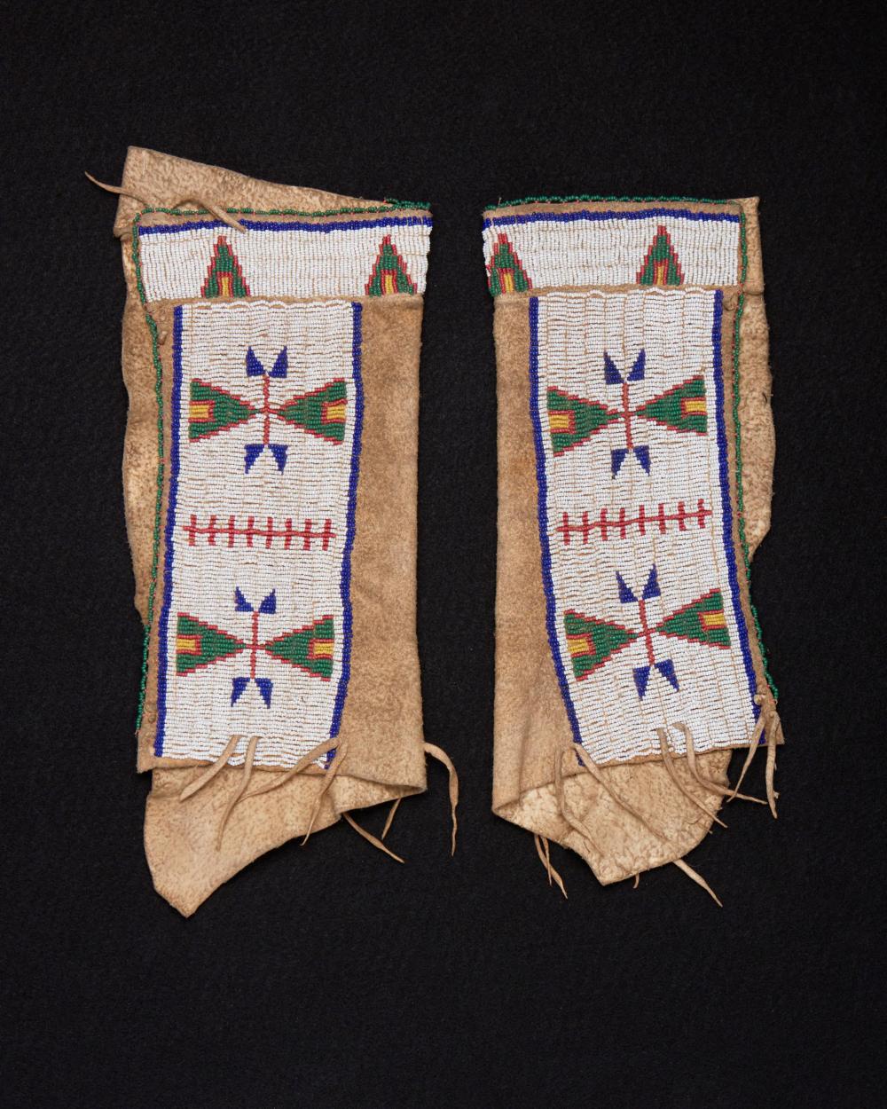A PAIR OF SIOUX BEADED HIDE WOMEN S 3446b6