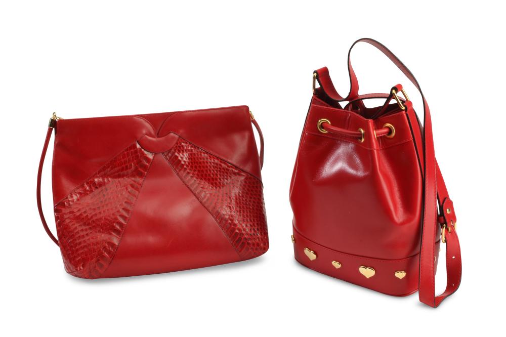 TWO RED LEATHER VINTAGE PURSES 34364c