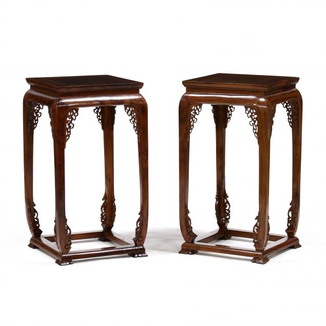 PAIR OF CHINESE CARVED HARDWOOD 347bb1