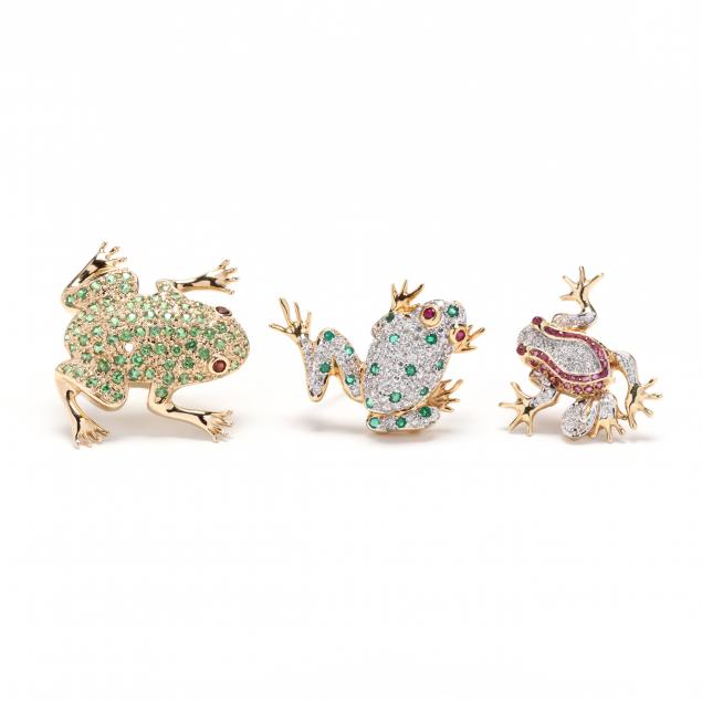 THREE GOLD AND GEM SET FROG BROOCHES 348285