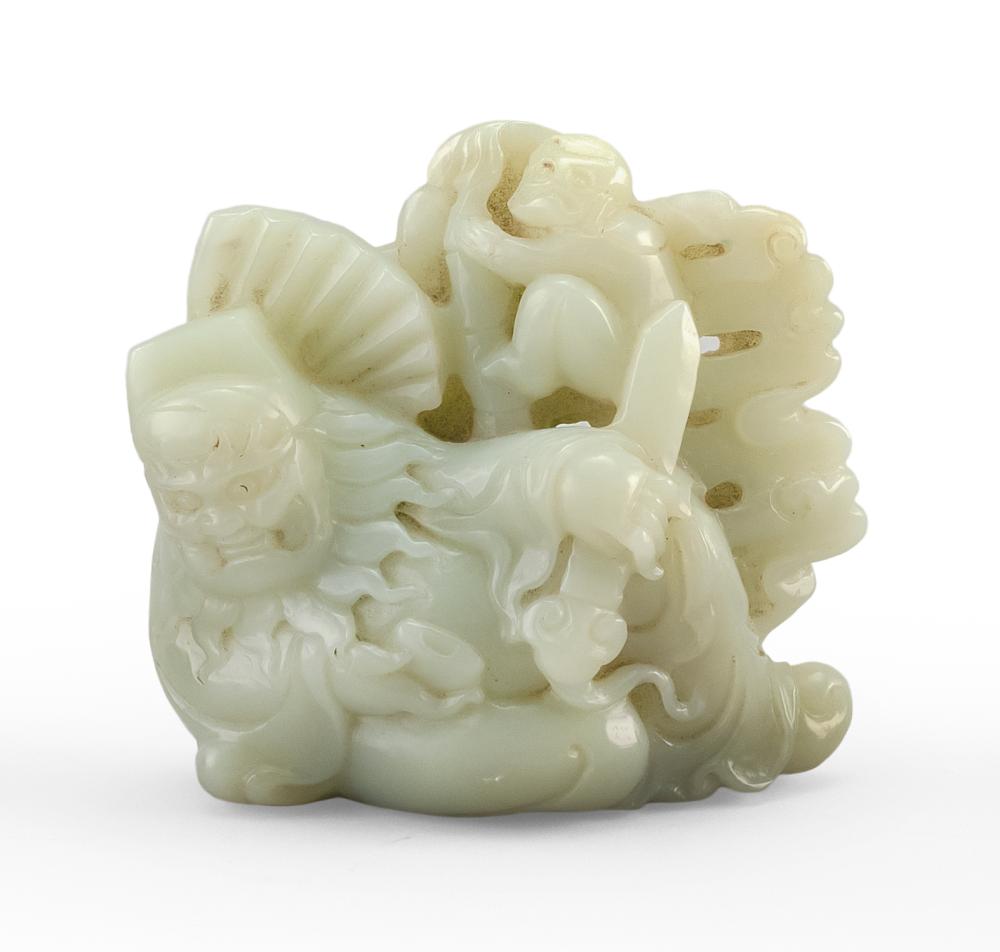 CHINESE PALE CELADON JADE CARVING 34e078