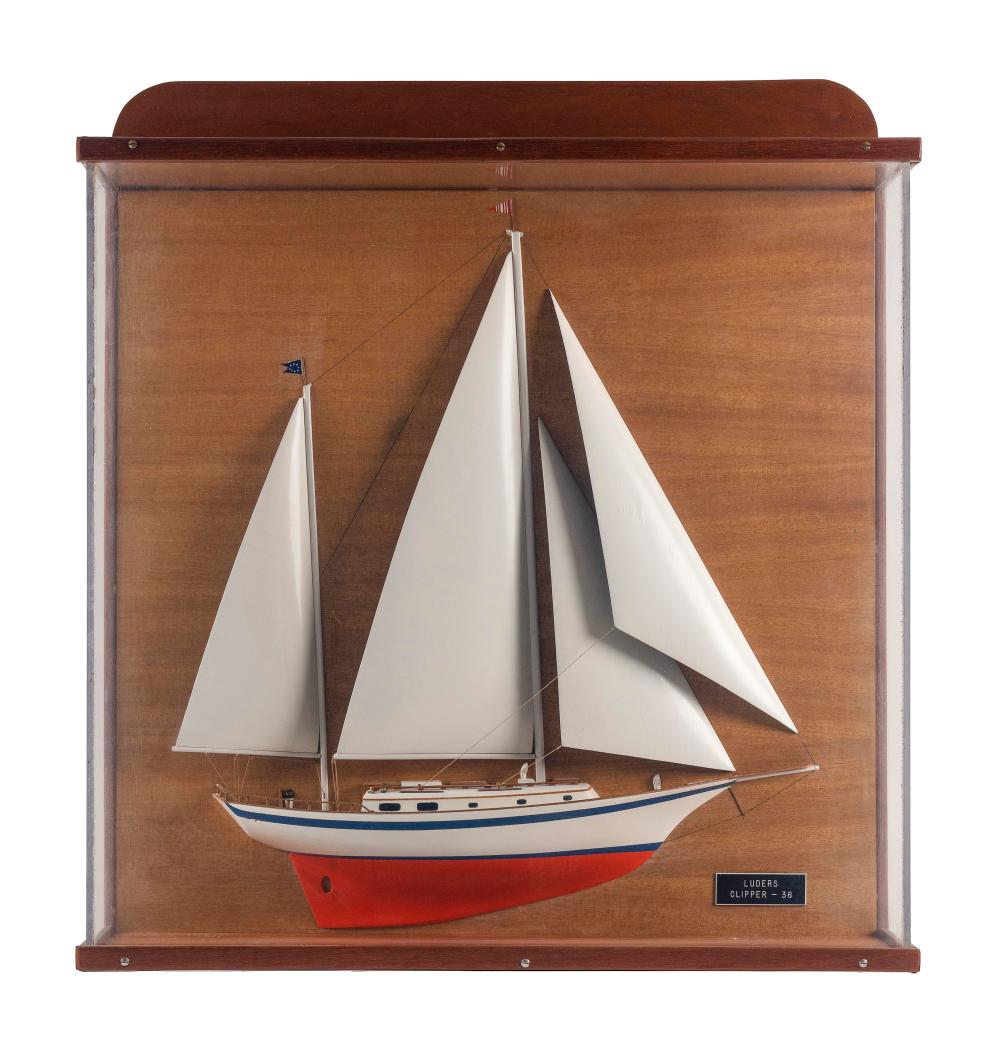 CASED HALF HULL MODEL OF A LUDERS 34d936