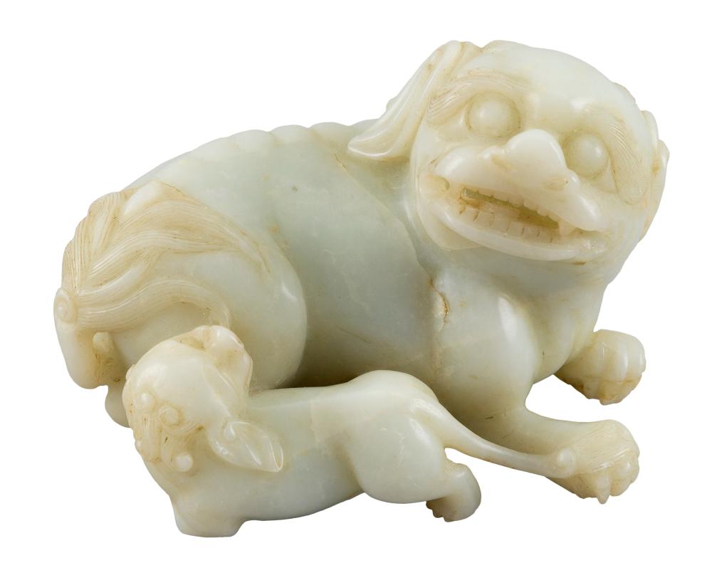 CHINESE CARVED WHITE JADE FIGURE 35131d